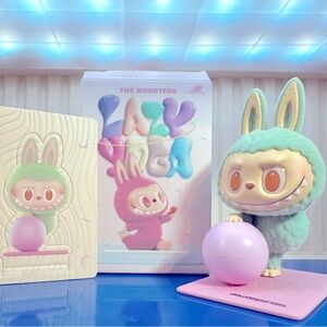 Pop Mart Labubu Lazy Yoga Figure - Zone Out